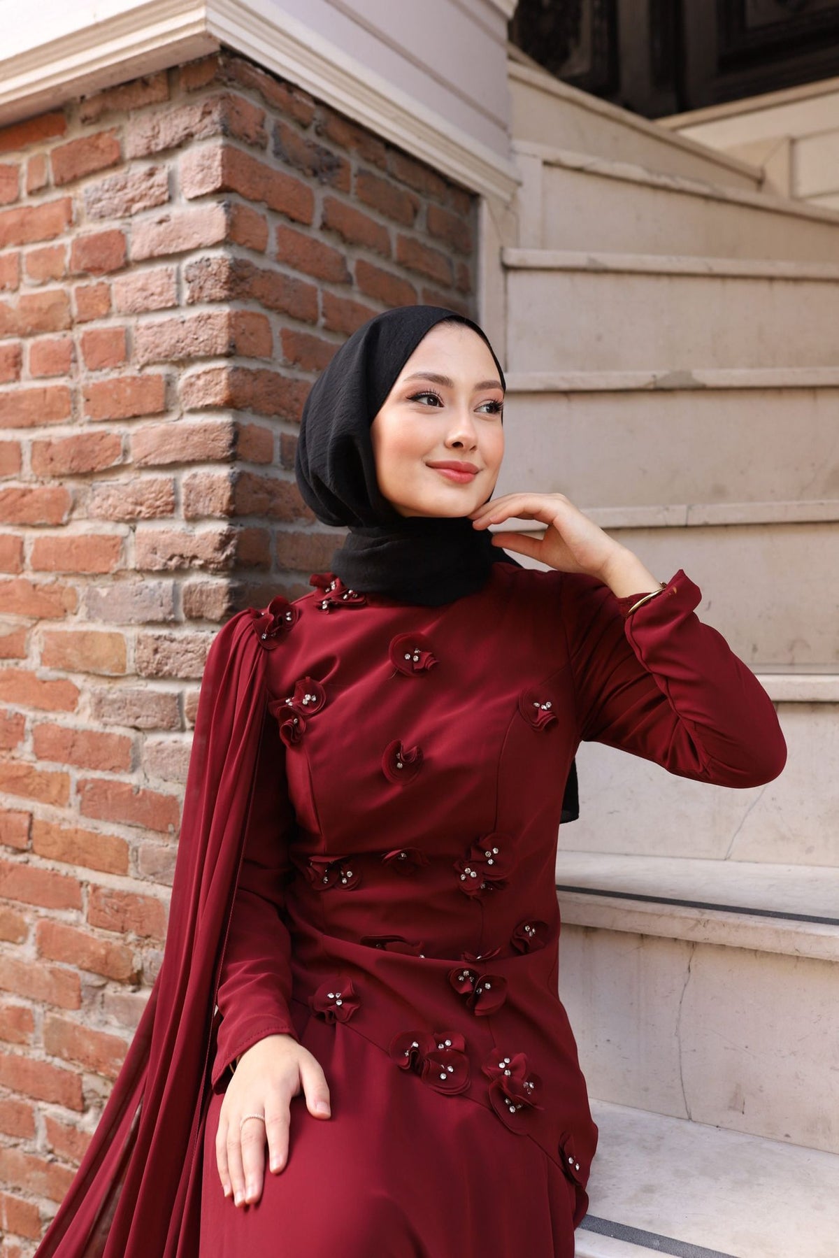 Gül detaylı  bella abaya-bordo