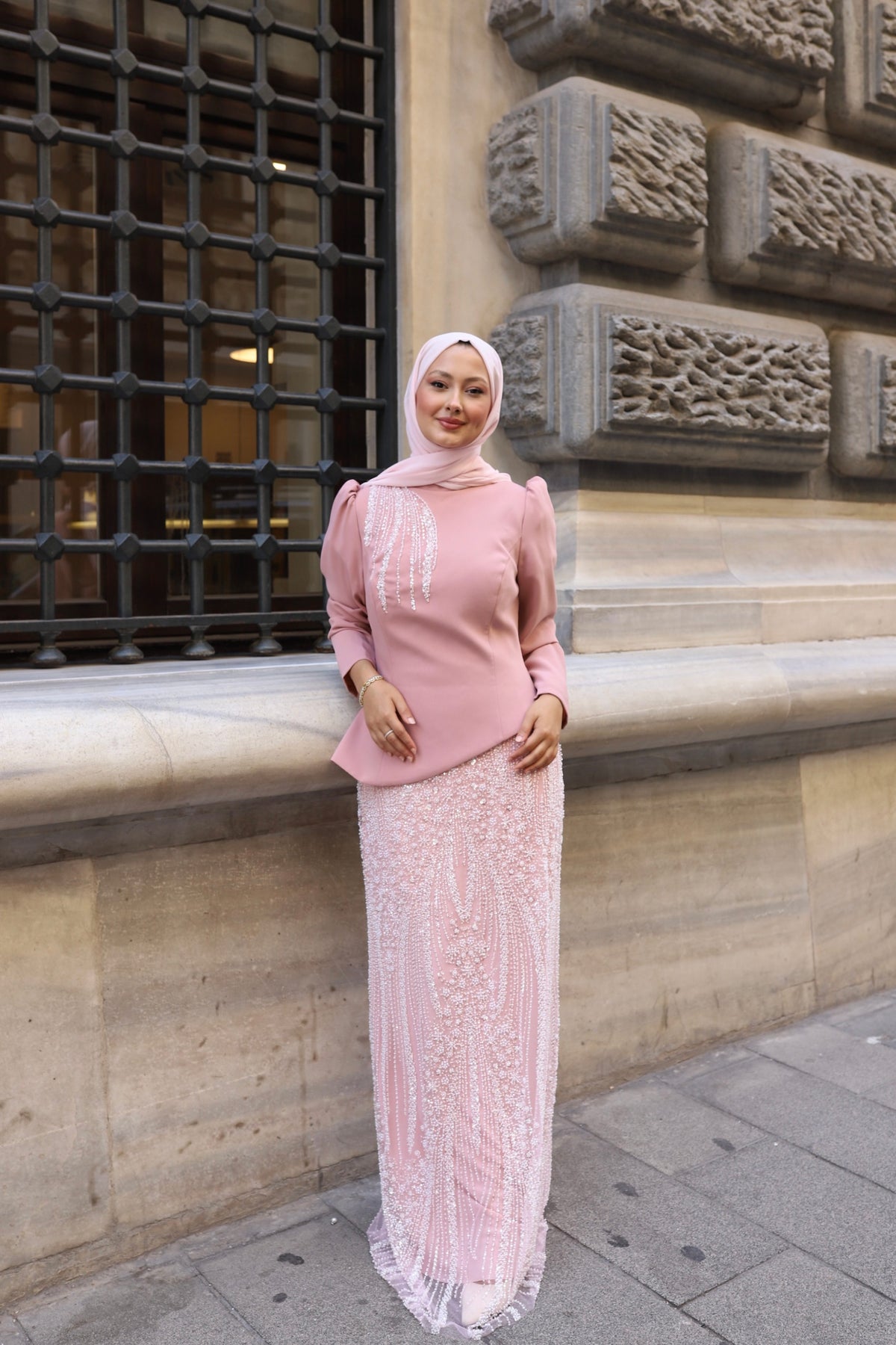 Velora Taş İşlemeli Elbise-pembe