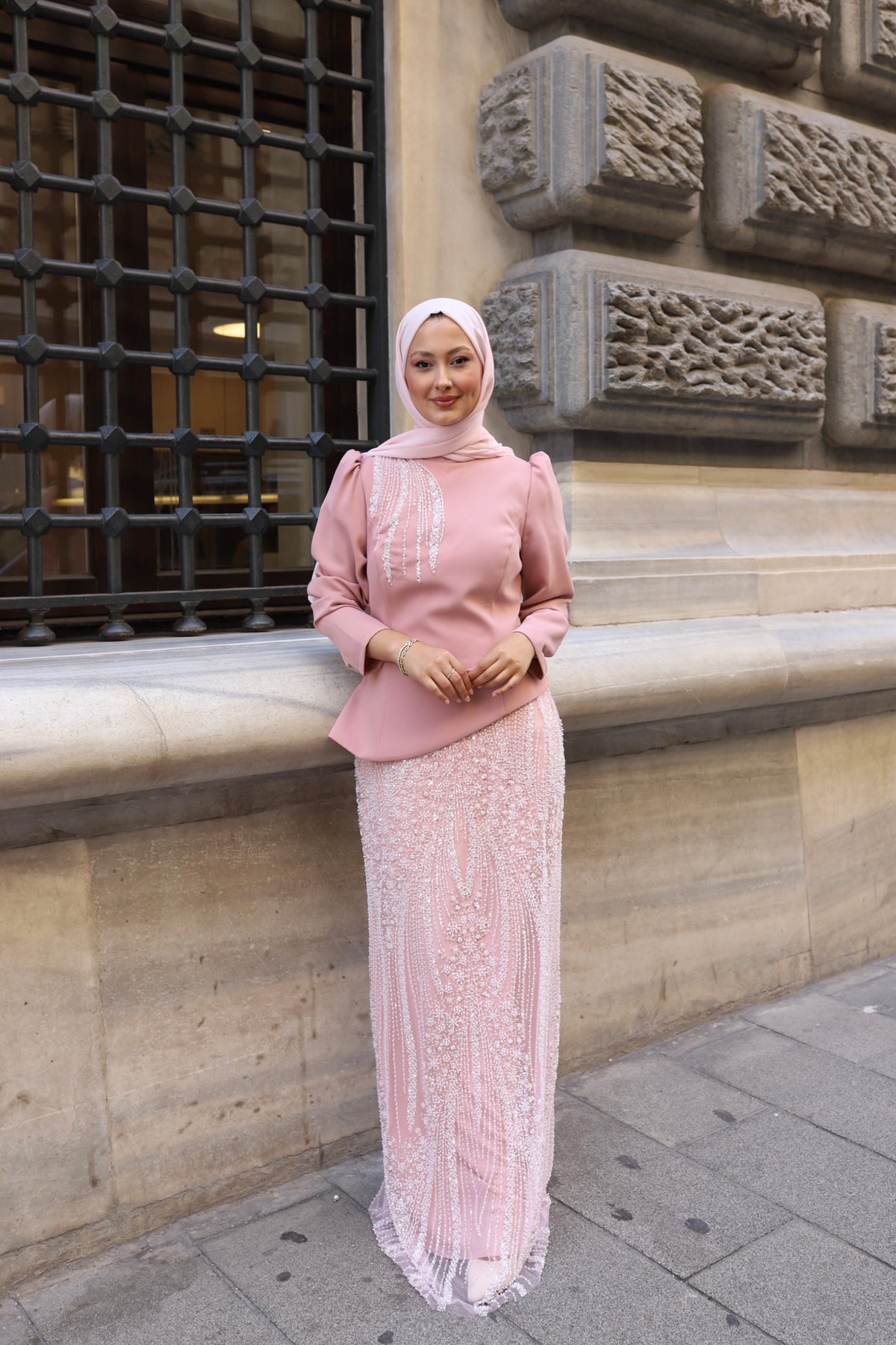 Velora Taş İşlemeli Elbise-pembe