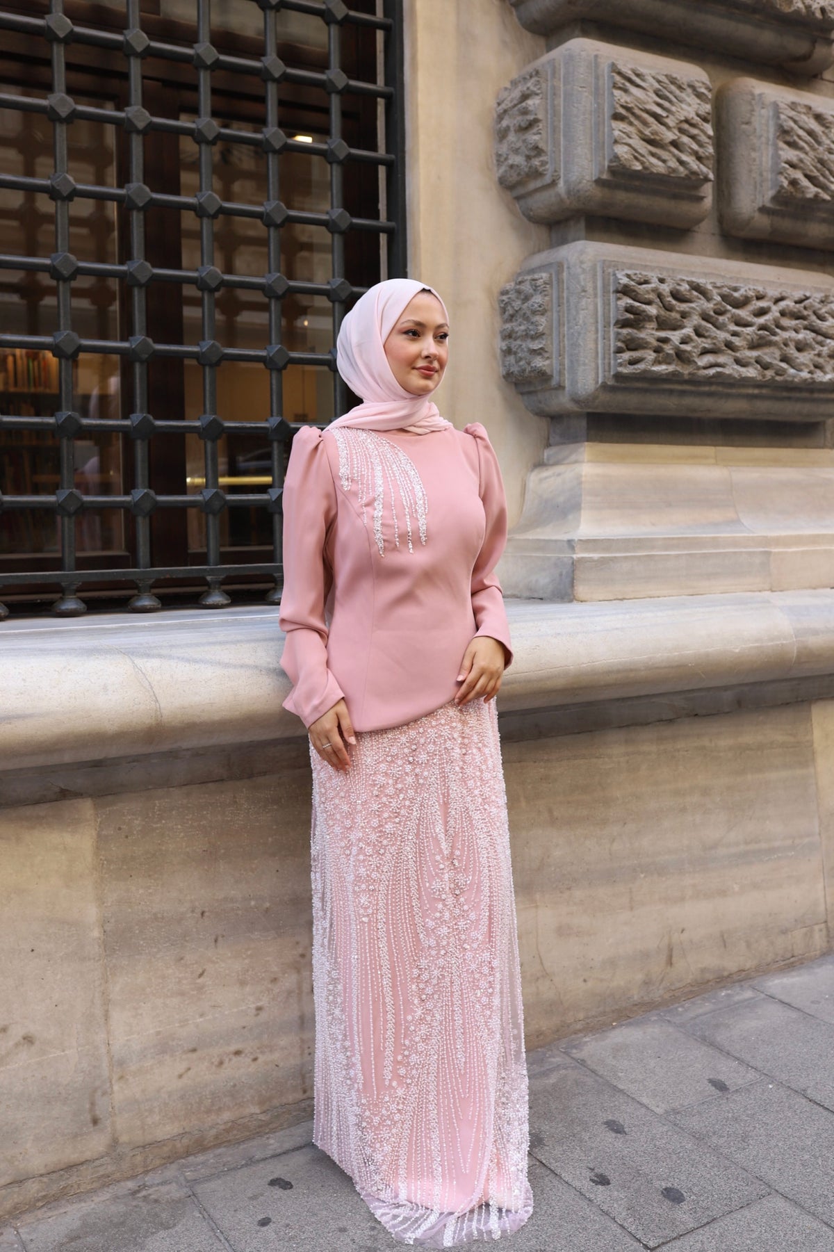 Velora Taş İşlemeli Elbise-pembe