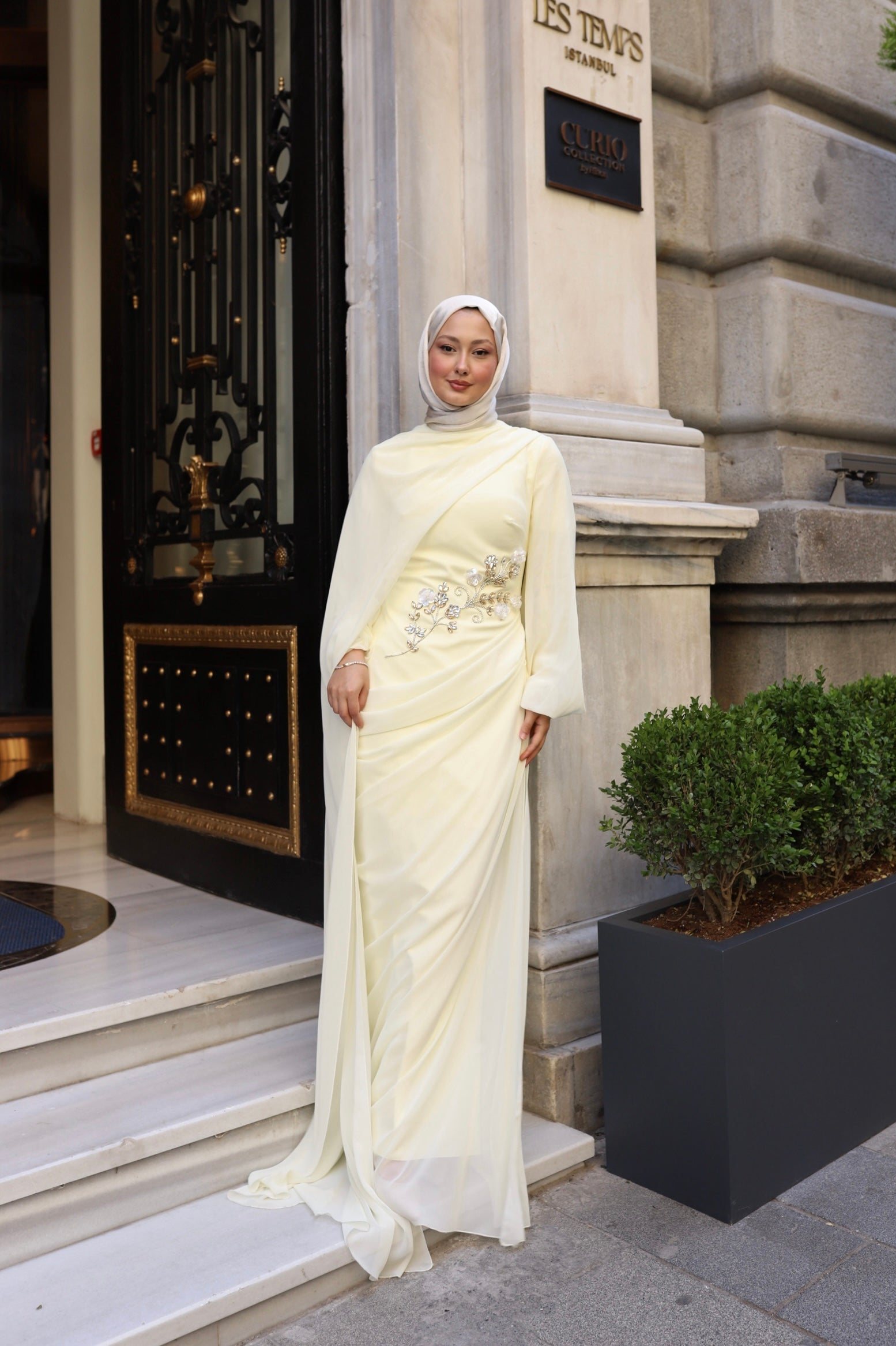 Alya Taş İşlemeli Şal Detaylı Abiye -limon sarısı