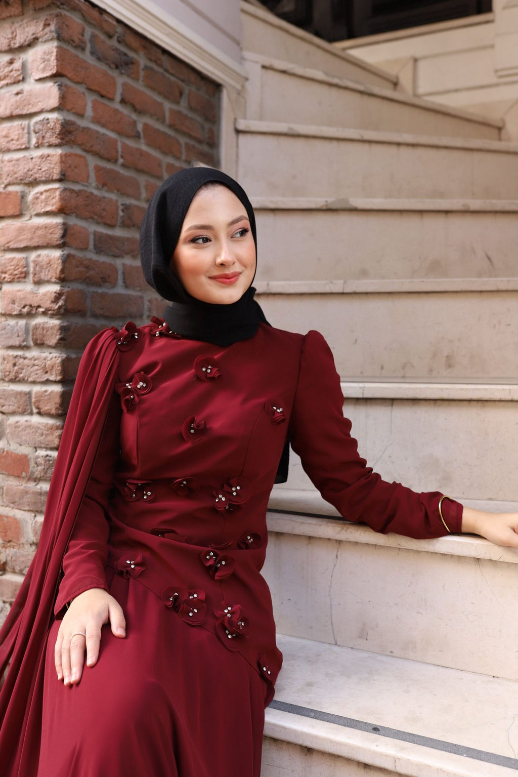 Gül detaylı  bella abaya-bordo