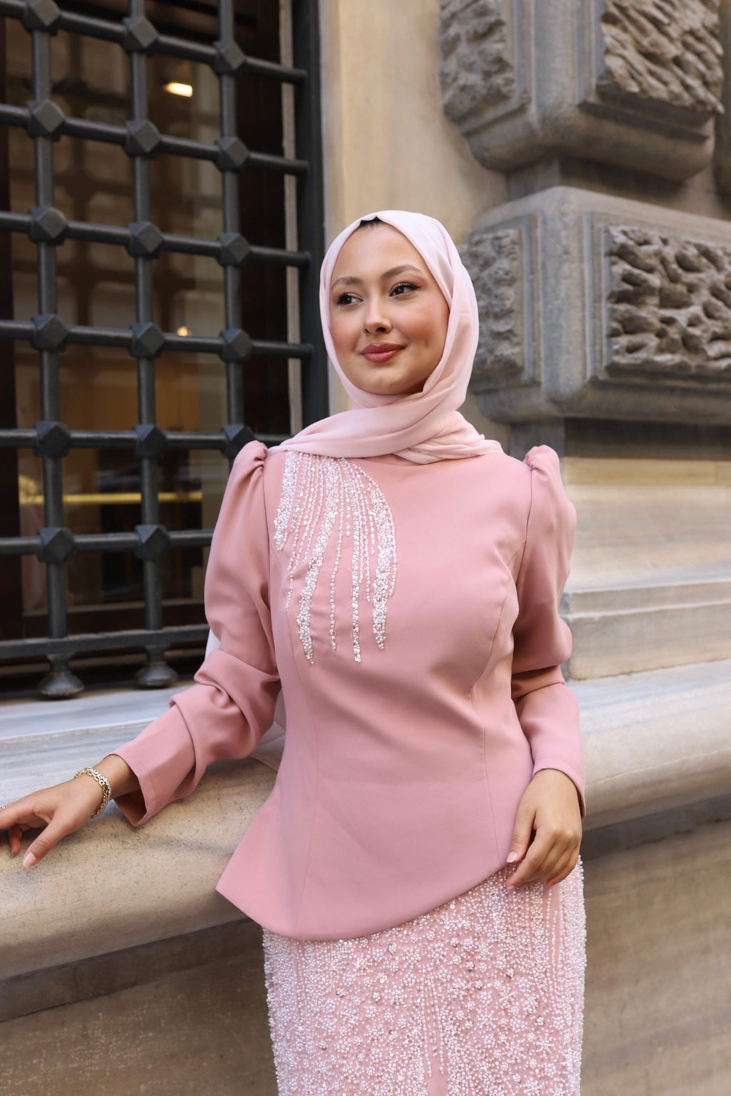 Velora Taş İşlemeli Elbise-pembe